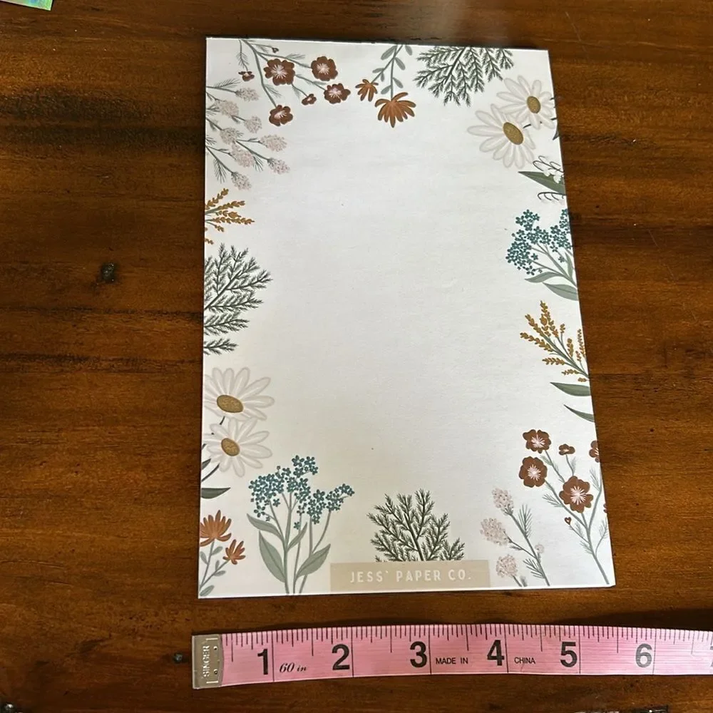 Daily planner notepad plus charm pin and notepad flower print Jess paper Co NwT